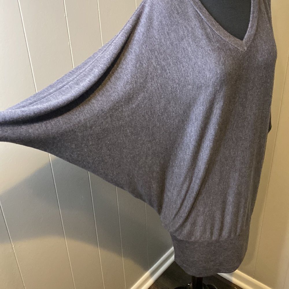 Go Couture Medium Dolman Long Sleeve Sweater Oversized V Neck - Picture 2 of 6